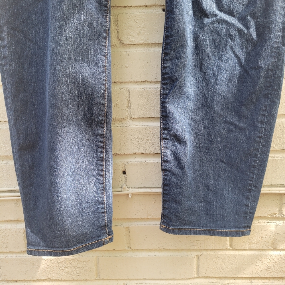 Torrid Skinny Jeans Dark Wash Mid Rise Plus Size Size 26 Short - Picture 5 of 13